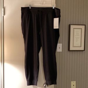 Lululemon Ready to Rulu Jogger Size 20